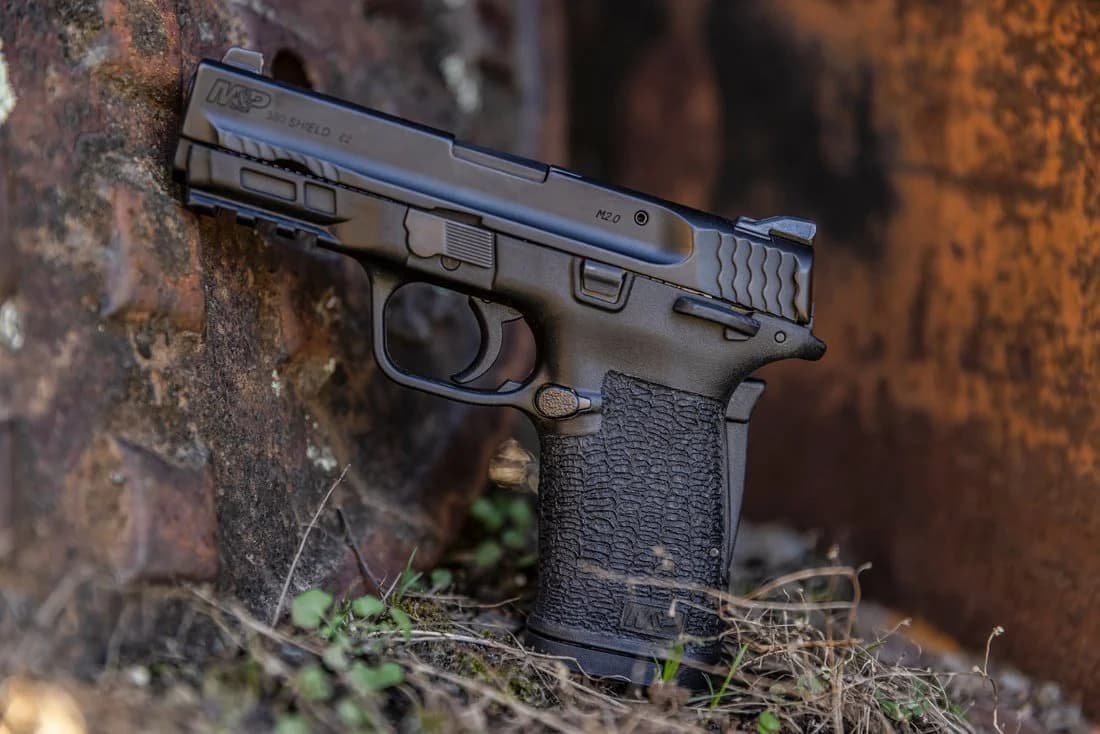 Hand Stippling custom work example 4 - Professional firearm customization by 365 Weapons