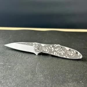 Custom laser engraved foldable knife - 365 Weapons